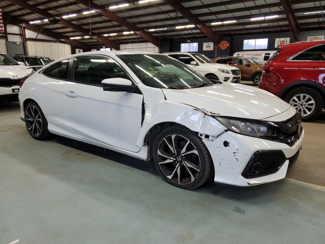 2018 Honda Civic VIN 2HGFC3A5XJH752008 Copart auction photo, all over / minor dent/scratches damage thumbnail 4