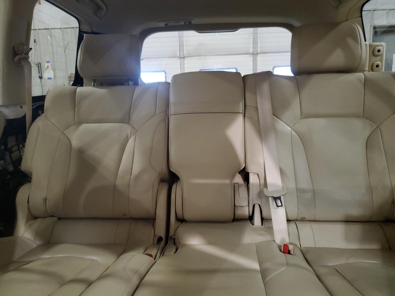 2016 Lexus LX VIN JTJHY7AX5G4192516 Copart auction photo, rear end damage thumbnail 10