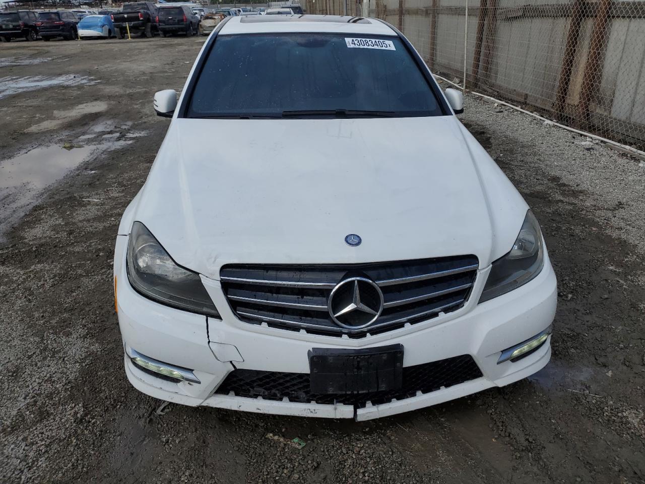 2014 Mercedes-Benz C-klasse VIN WDDGF4HB4EA961833 Copart auction photo, front end damage thumbnail 5