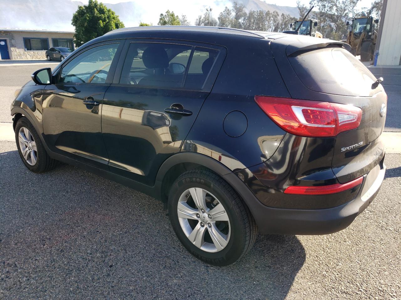 2013 KIA Sportage VIN KNDPB3A21D7456743 Copart auction photo, front end / side damage thumbnail 2