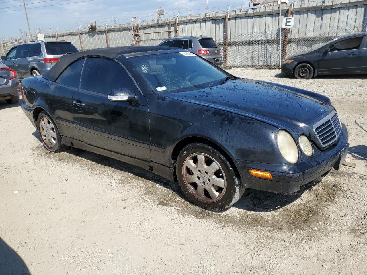 2003 Mercedes-Benz CLK-klasse VIN WDBLK65G73T143951 Copart auction photo, mechanical damage thumbnail 4