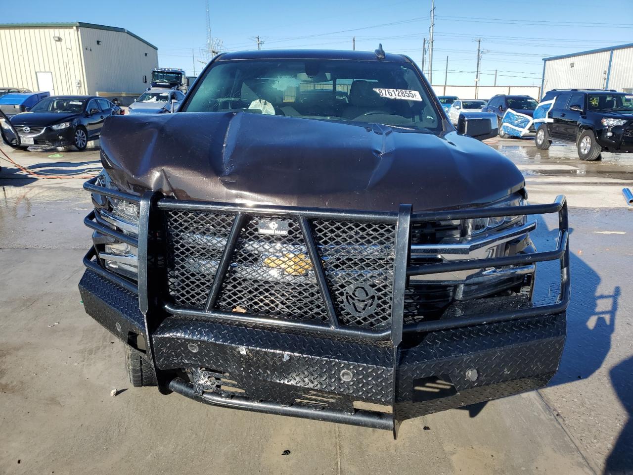 2020 Chevrolet Silverado VIN 3GCUYDED1LG221734 Copart auction photo, front end / minor dent/scratches damage thumbnail 5