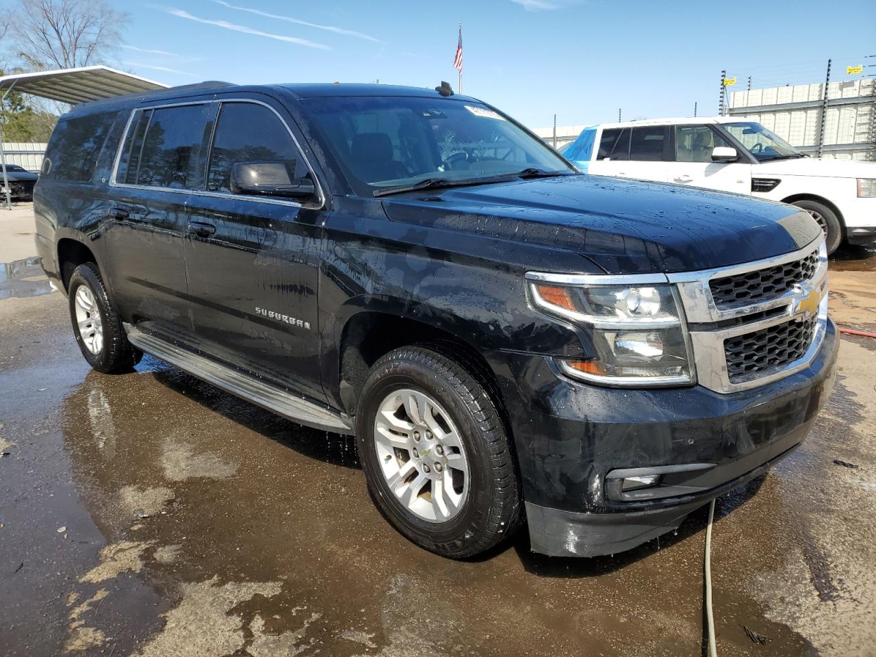 2015 Chevrolet Suburban VIN 1GNSCJKC4FR306045 Copart auction photo, side damage thumbnail 4