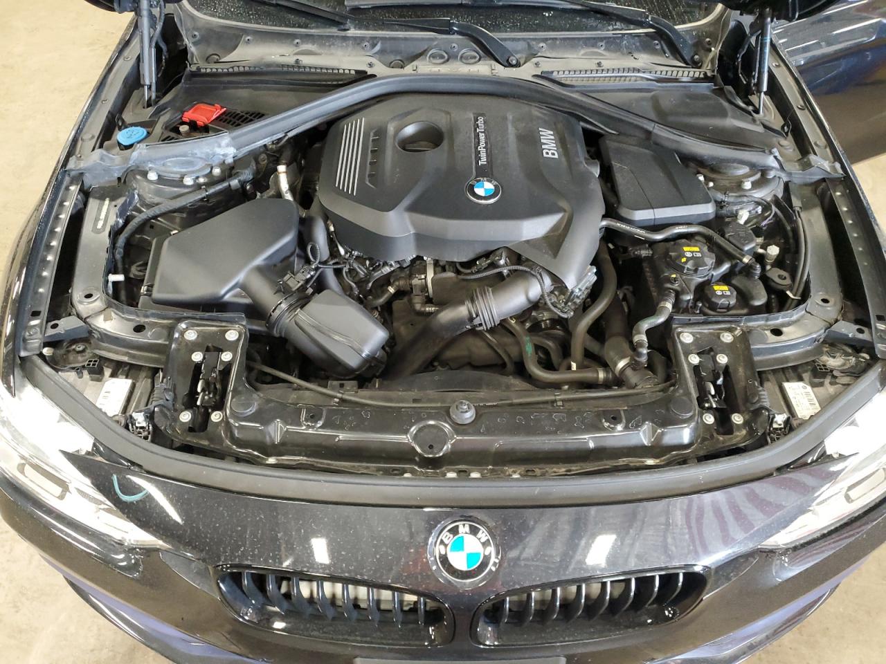 2017 BMW 3er VIN WBA8D9C56HK677859 Copart auction photo, rear end damage thumbnail 11