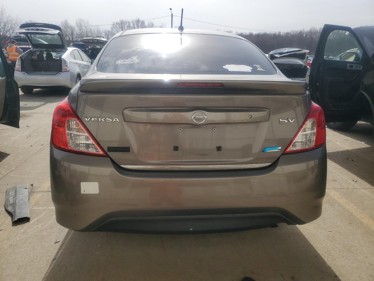 2015 Nissan Versa VIN 3N1CN7AP0FL861728 Copart auction photo, front end damage thumbnail 6