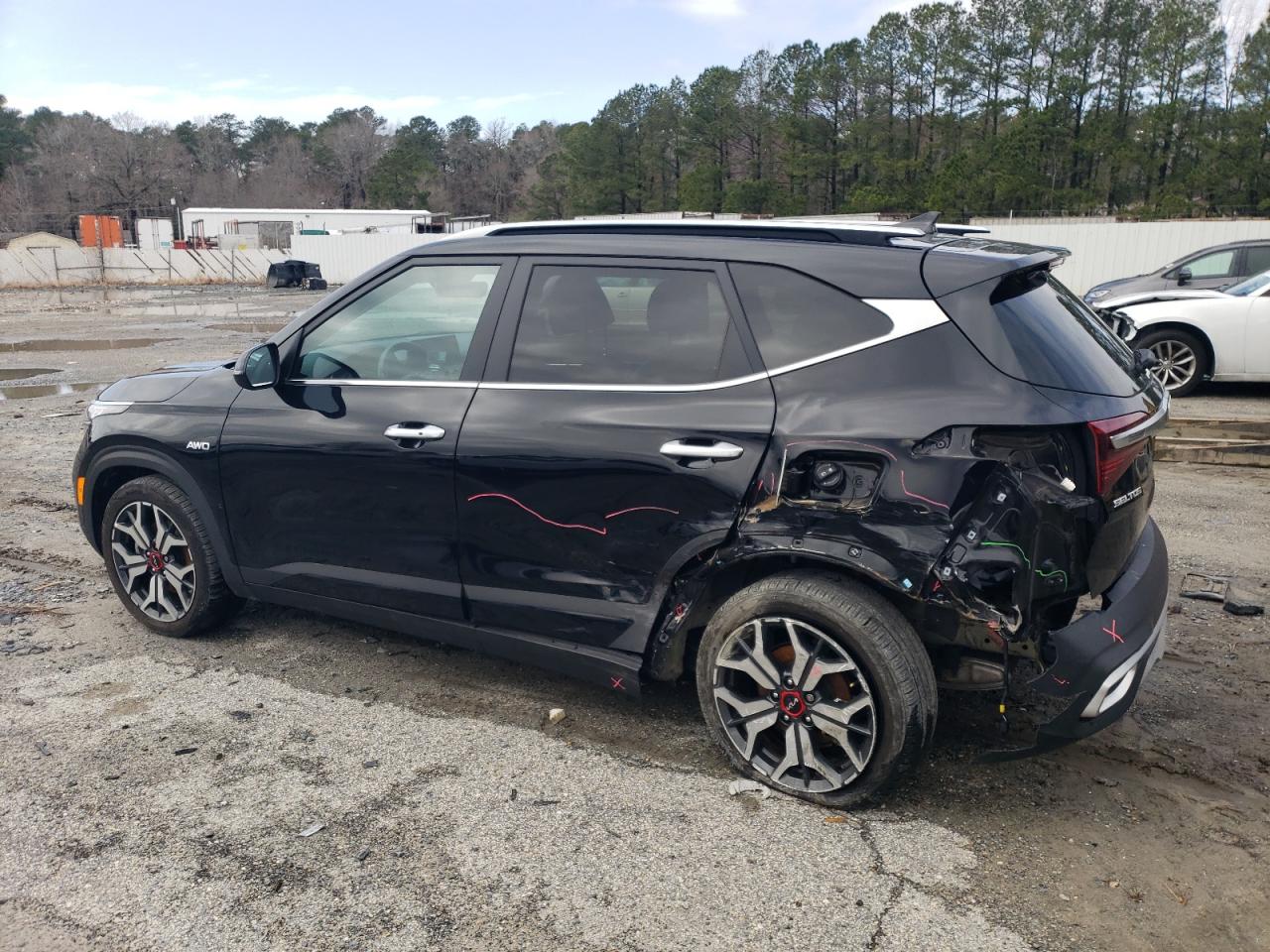2023 KIA Seltos VIN KNDETCA24P7420151 Copart auction photo, rear end / side damage thumbnail 2