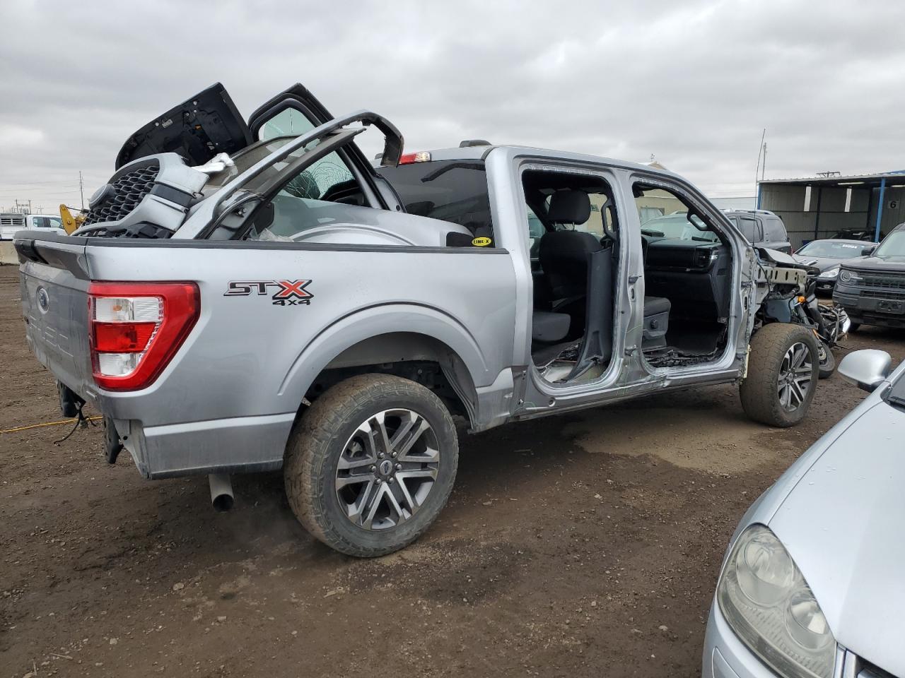 2021 Ford F-150 VIN 1FTEW1EP4MFA51617 Copart auction photo, side / front end damage thumbnail 3
