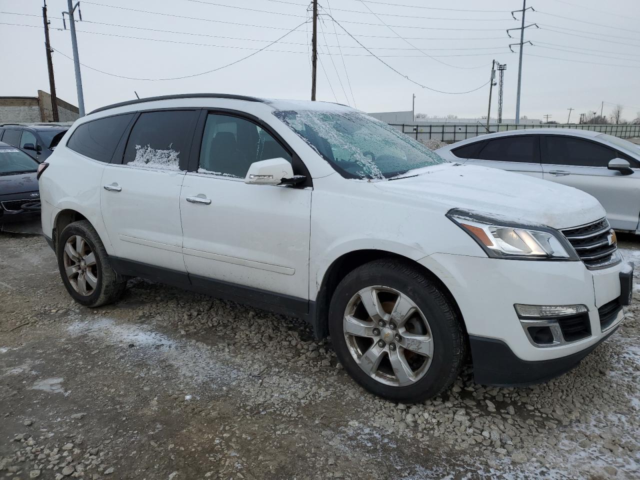 2017 Chevrolet Traverse VIN 1GNKRGKD8HJ337567 Copart auction photo, front end / side damage thumbnail 4
