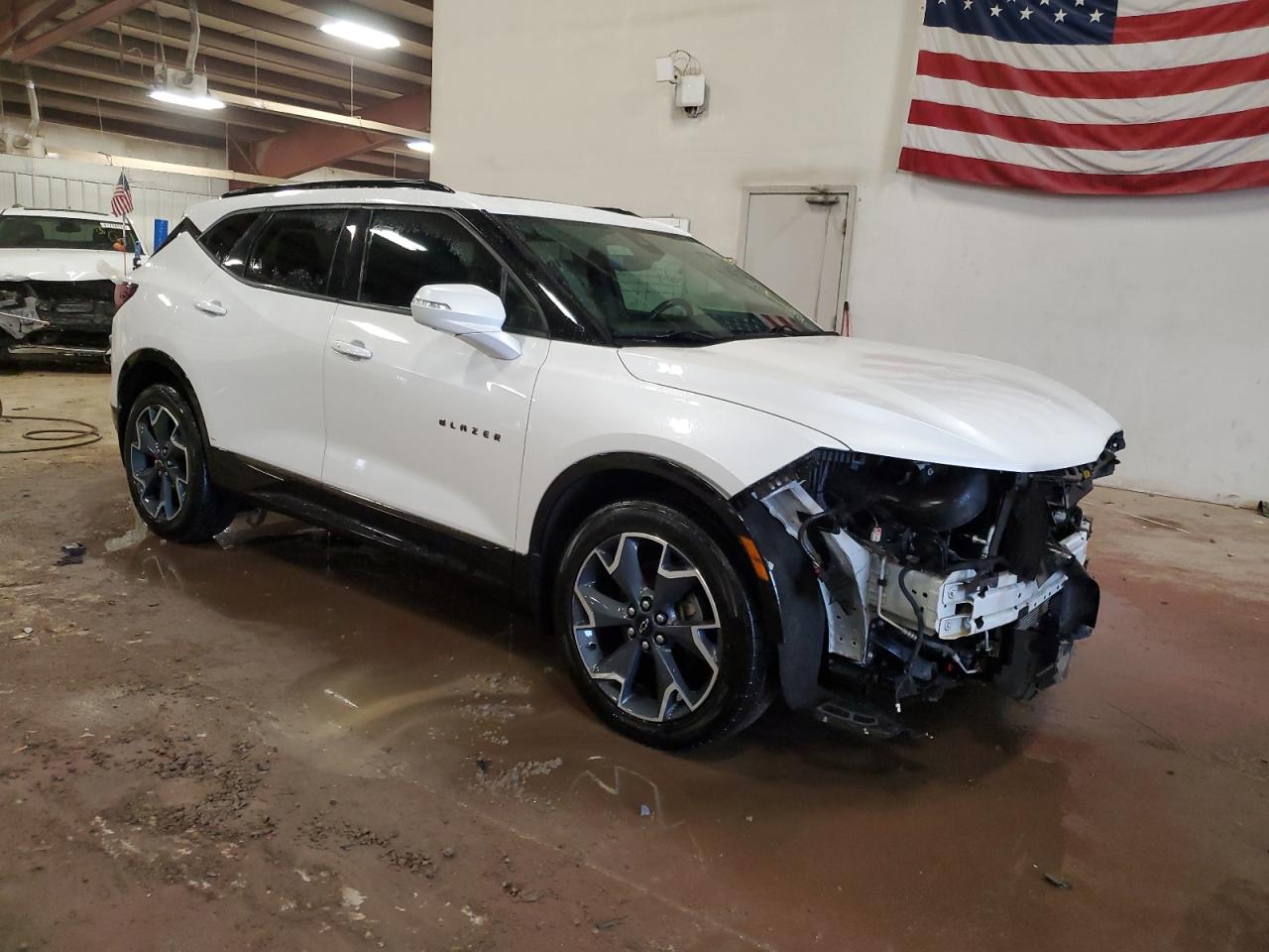 2020 Chevrolet Blazer VIN 3GNKBKRS8LS626242 Copart auction photo, front end / side damage thumbnail 4