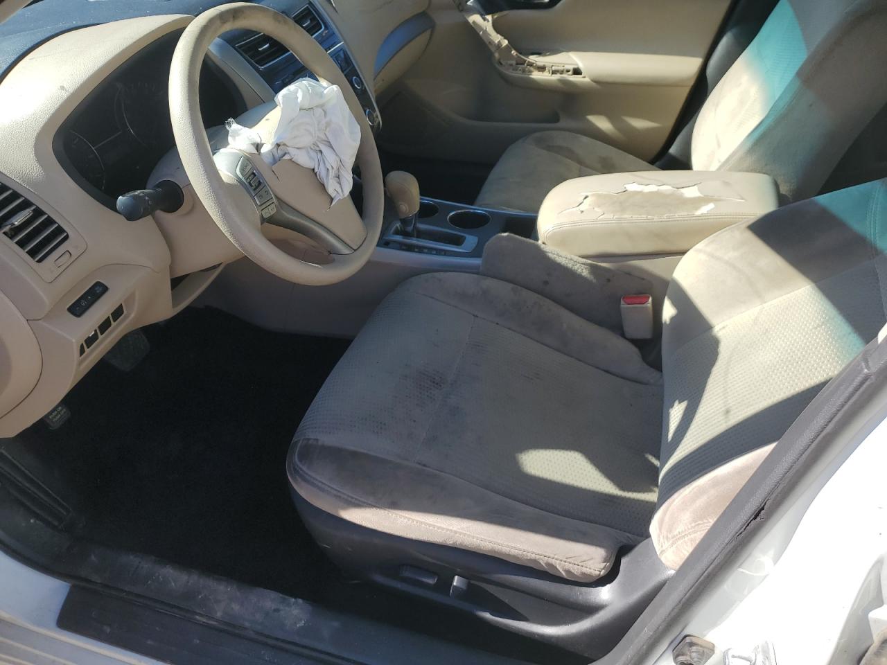 2015 Nissan Altima VIN 1N4AL3AP0FN404121 Copart auction photo, front end / side damage thumbnail 7
