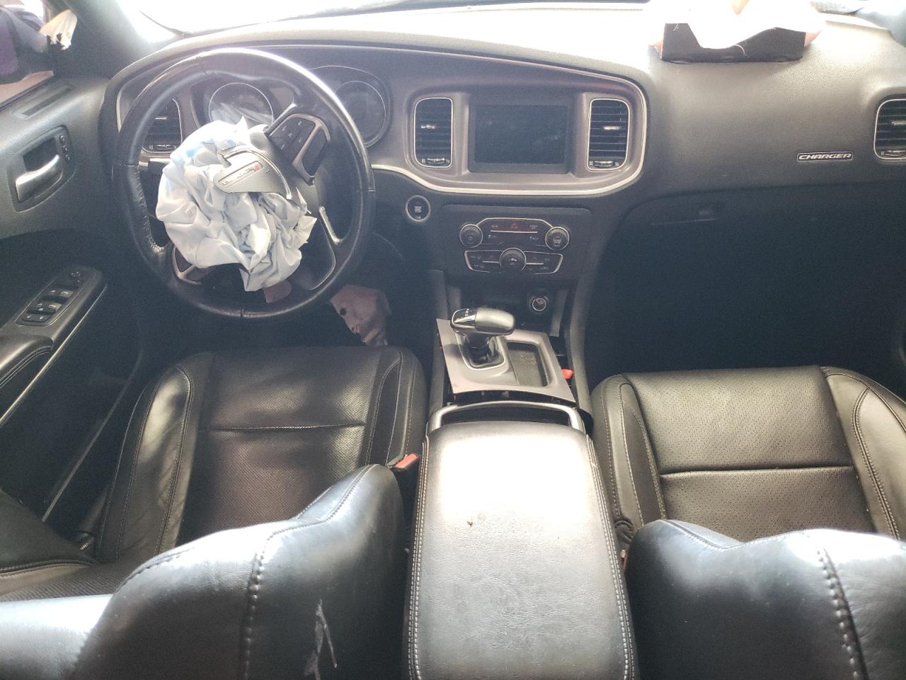 2019 Dodge Charger VIN 2C3CDXBG2KH657342 Copart auction photo, front end / side damage thumbnail 8
