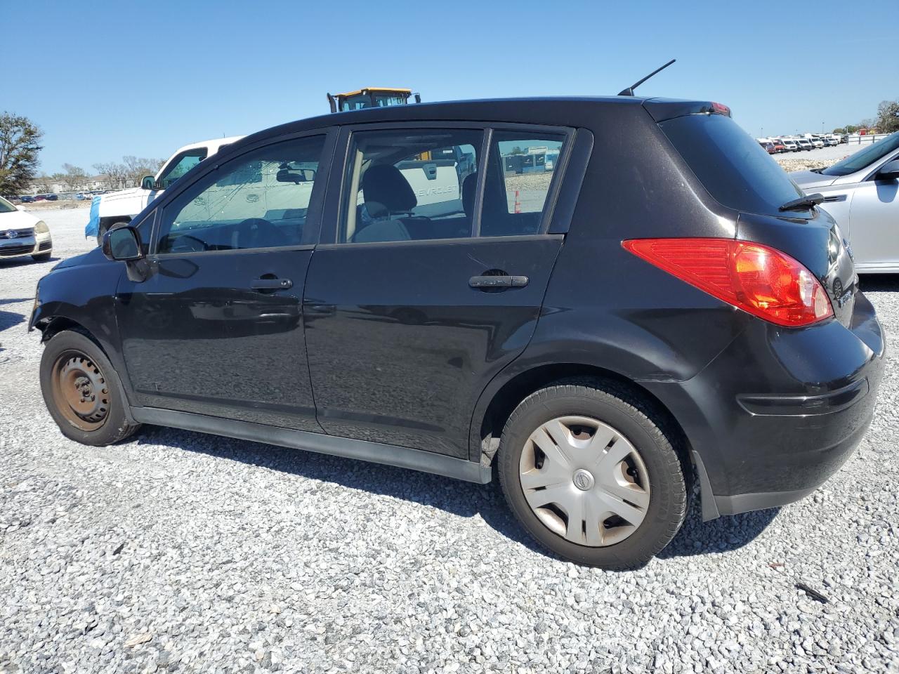 2010 Nissan Versa VIN 3N1BC1CP7AL351493 Copart auction photo, front end damage thumbnail 2