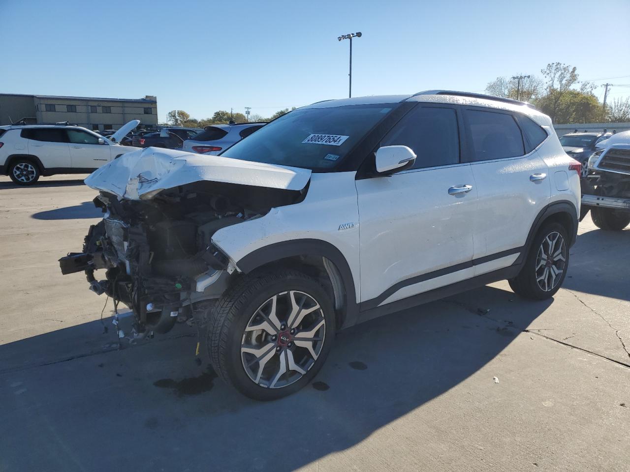2023 KIA Seltos VIN KNDETCA27P7380292