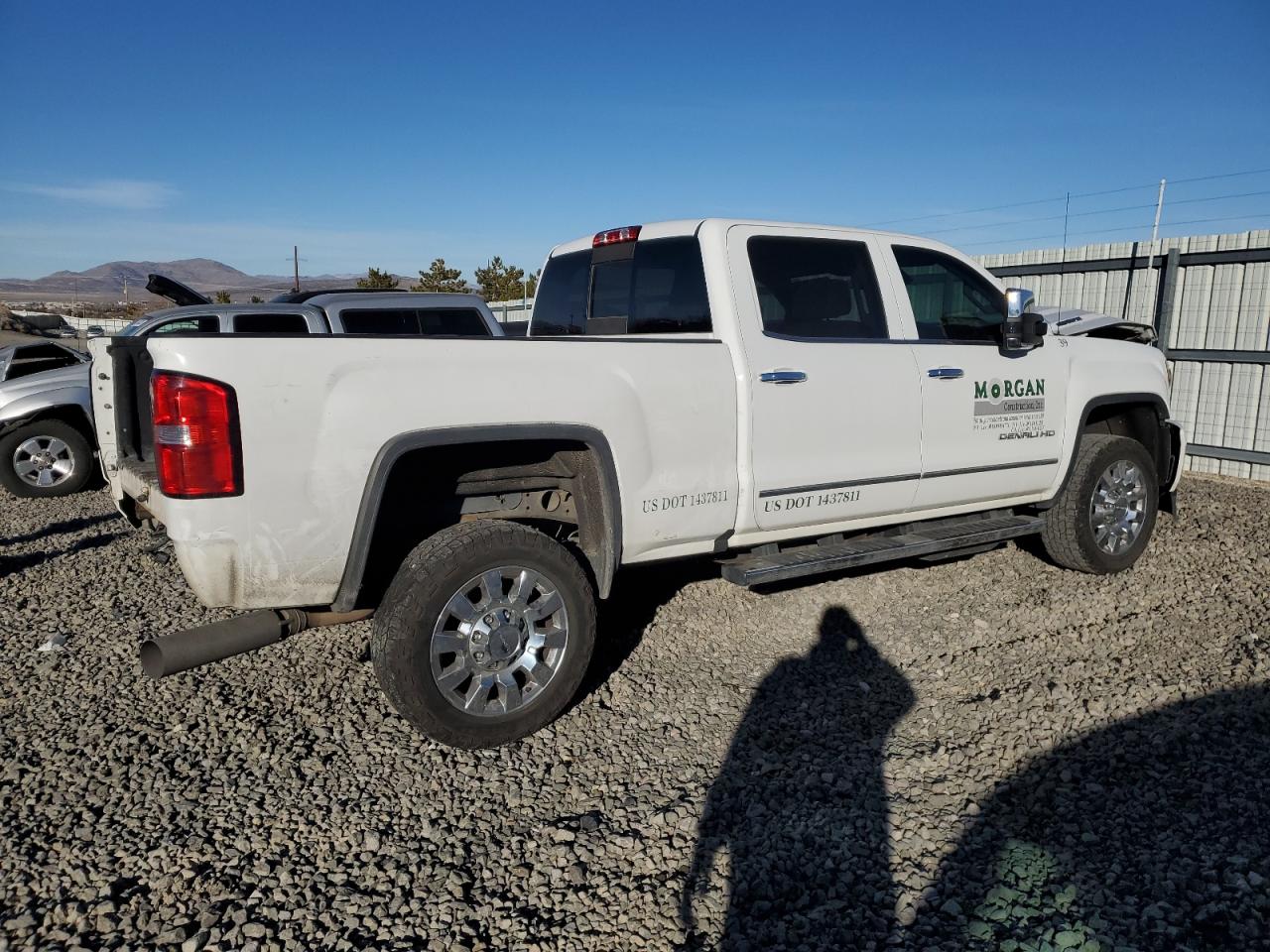 2019 GMC Sierra VIN 1GT12SEY4KF188742 Copart auction photo, front end damage thumbnail 3
