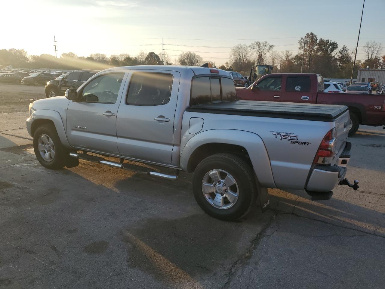 2012 Toyota Tacoma VIN 3TMLU4EN9CM101925 Copart auction photo, front end / side damage thumbnail 2