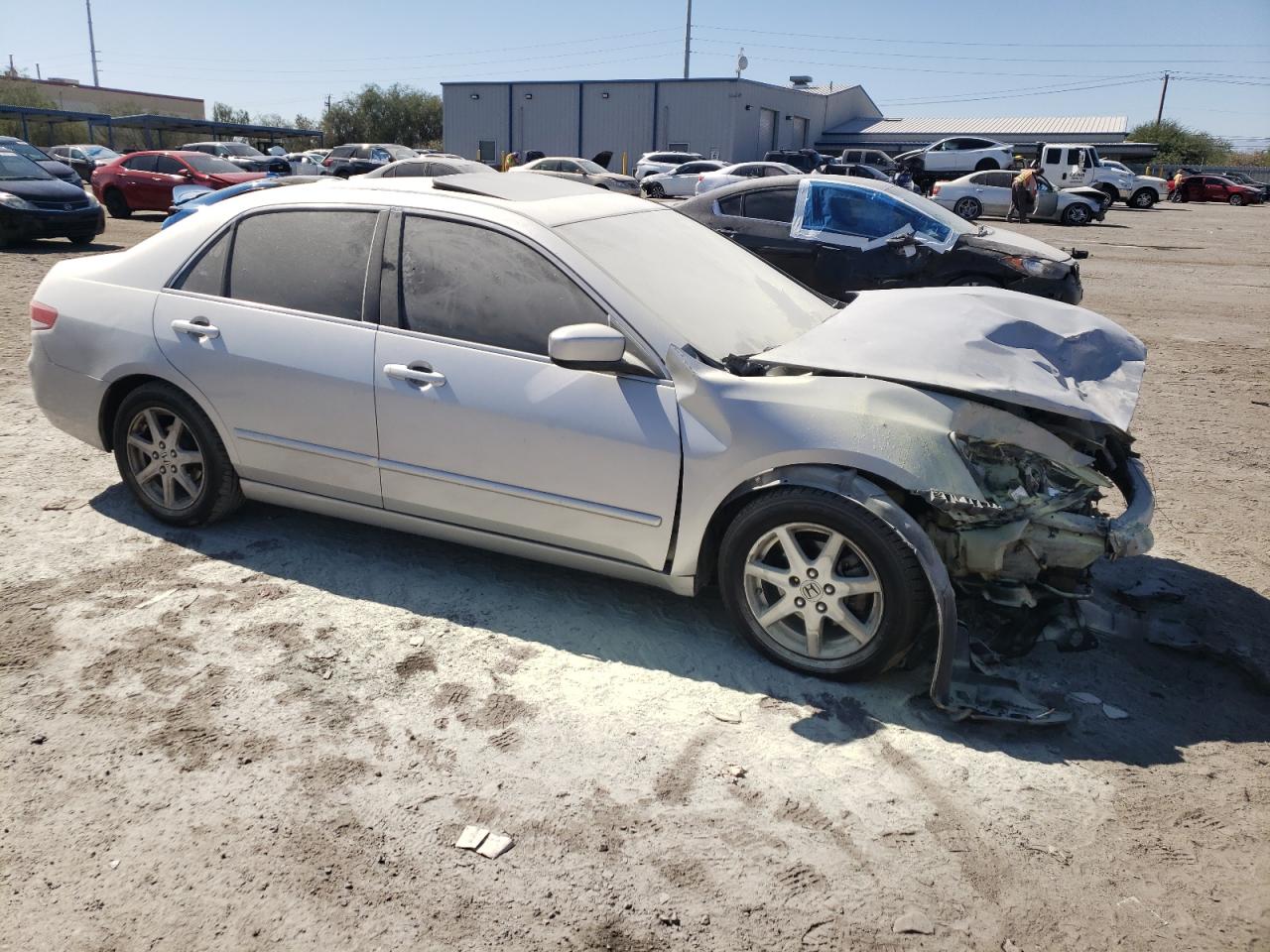 2004 Honda Accord VIN 1HGCM66524A092463 Copart auction photo, burn - engine / front end damage thumbnail 4
