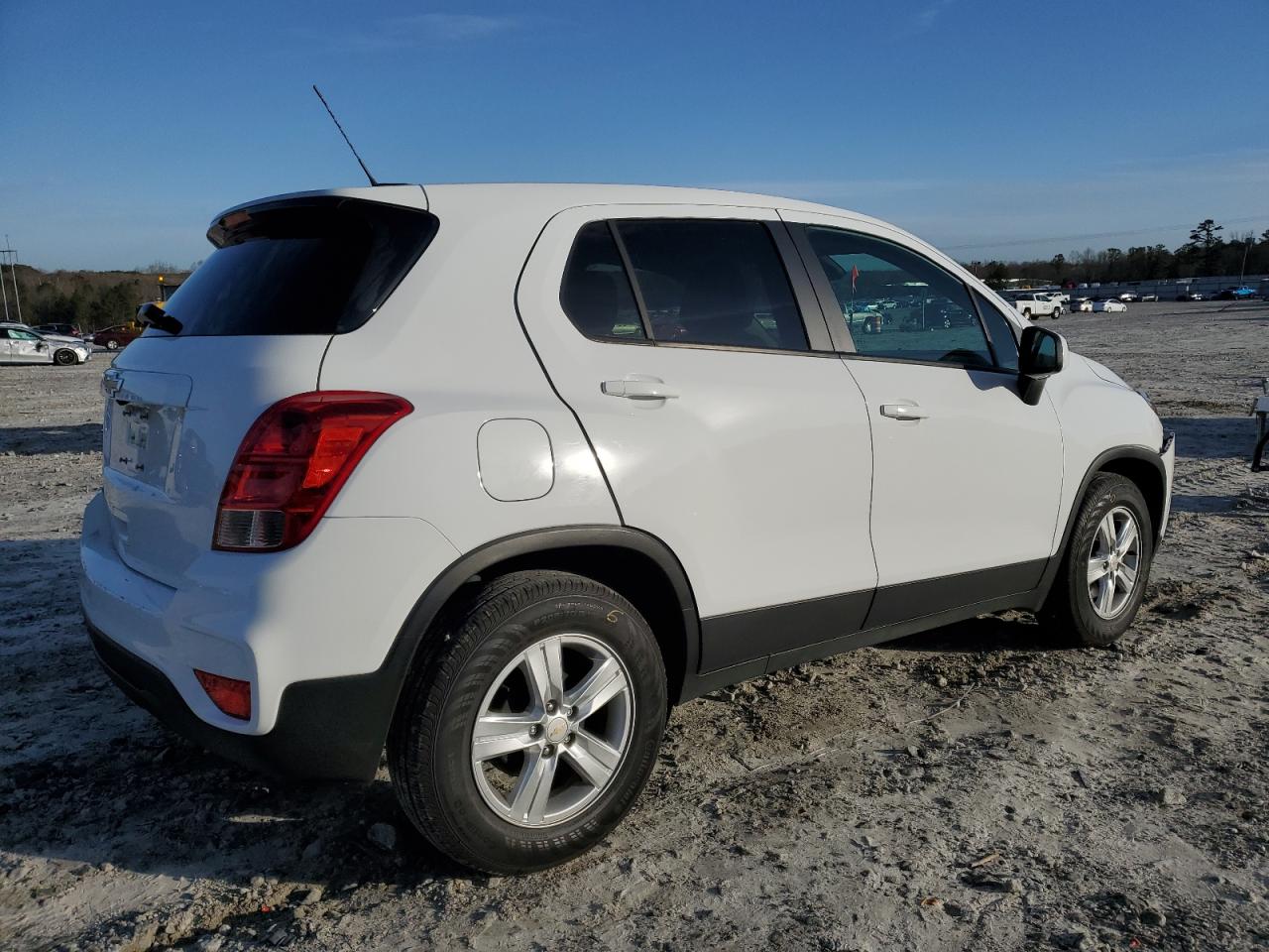 2021 Chevrolet Trax VIN KL7CJKSB8MB304138 Copart auction photo, front end damage thumbnail 3