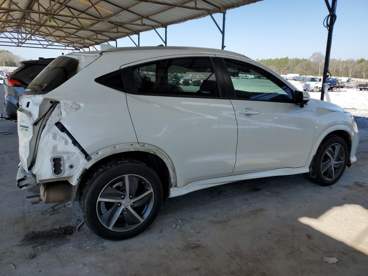 2020 Honda HR-V VIN 3CZRU6H94LM700309 Copart auction photo, rear end / side damage thumbnail 3