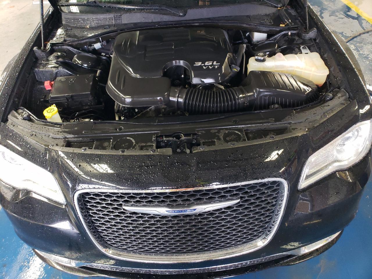 2021 Chrysler 300 VIN 2C3CCARG7MH592433 Copart auction photo, side damage thumbnail 11