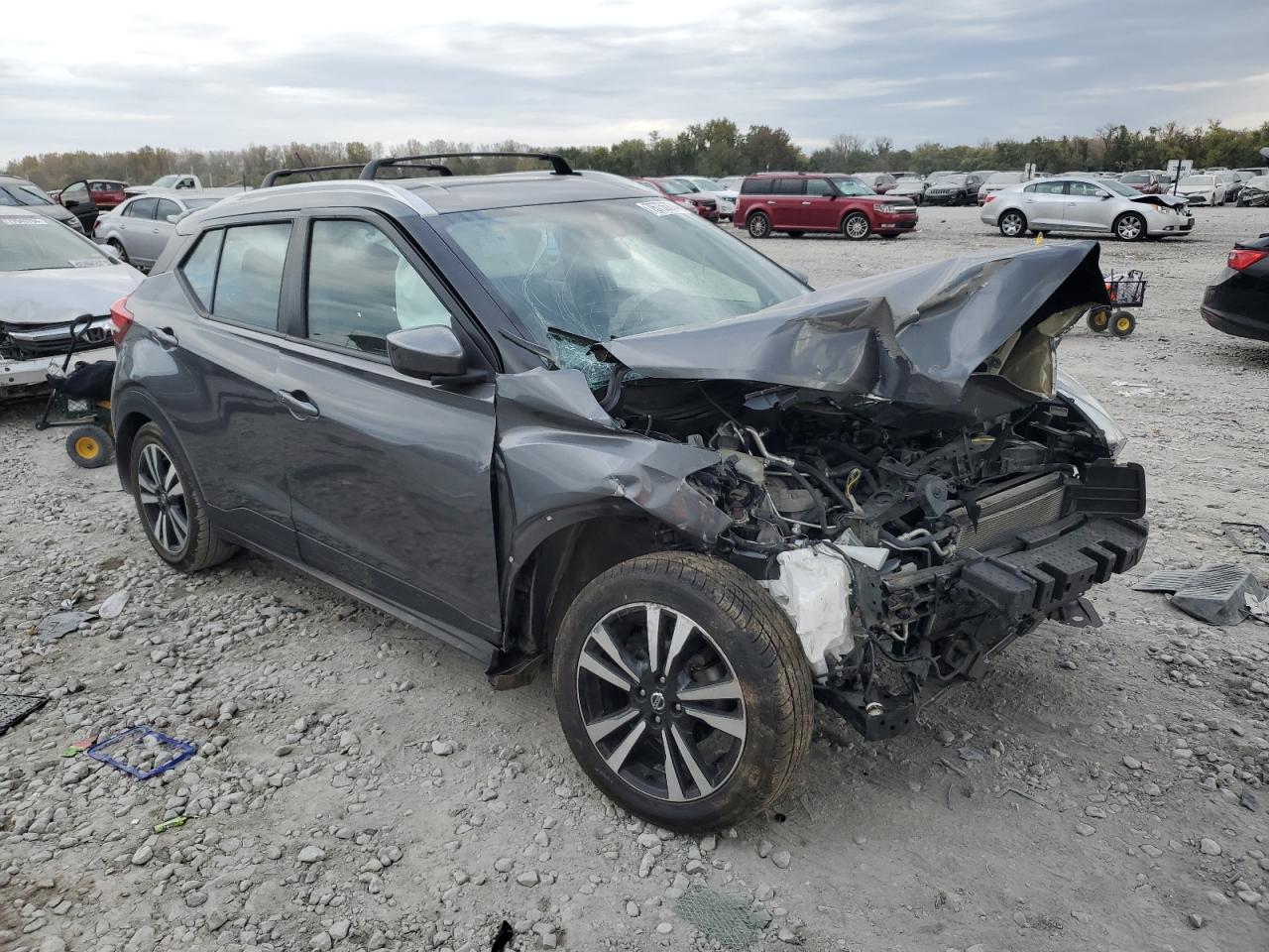 2020 Nissan Kicks VIN 3N1CP5CV2LL481179 Copart auction photo, front end damage thumbnail 4