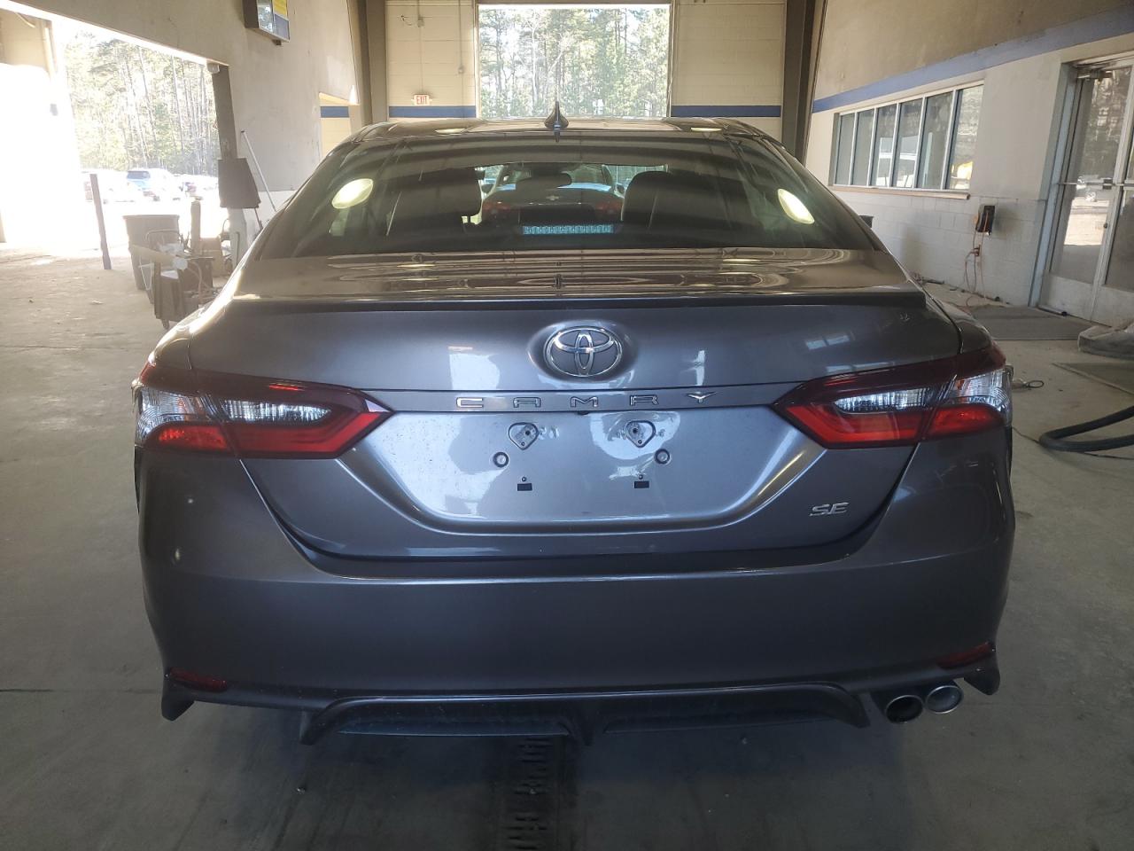 2021 Toyota Camry VIN 4T1G11AK0MU466880 Copart auction photo, front end / side damage thumbnail 6