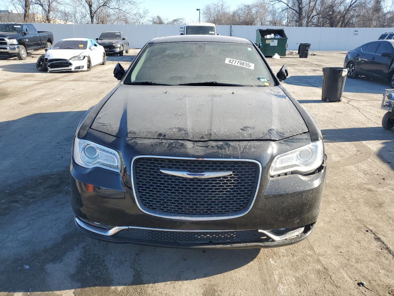 2017 Chrysler 300 VIN 2C3CCAEG6HH564988 Copart auction photo, front end / side damage thumbnail 5