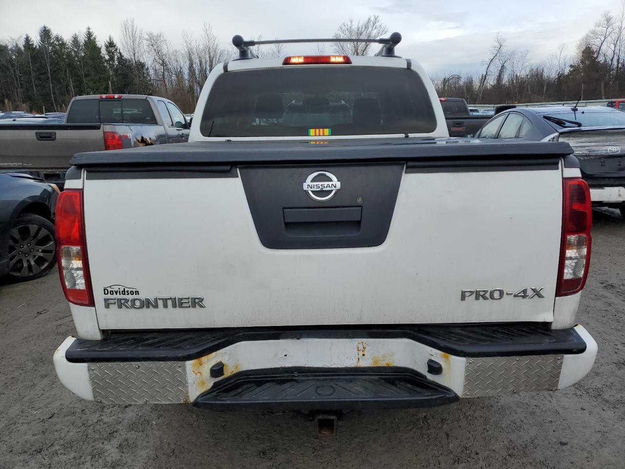 2012 Nissan Navara (Frontier) VIN 1N6AD0EV0CC464516 Copart auction photo, all over damage thumbnail 6
