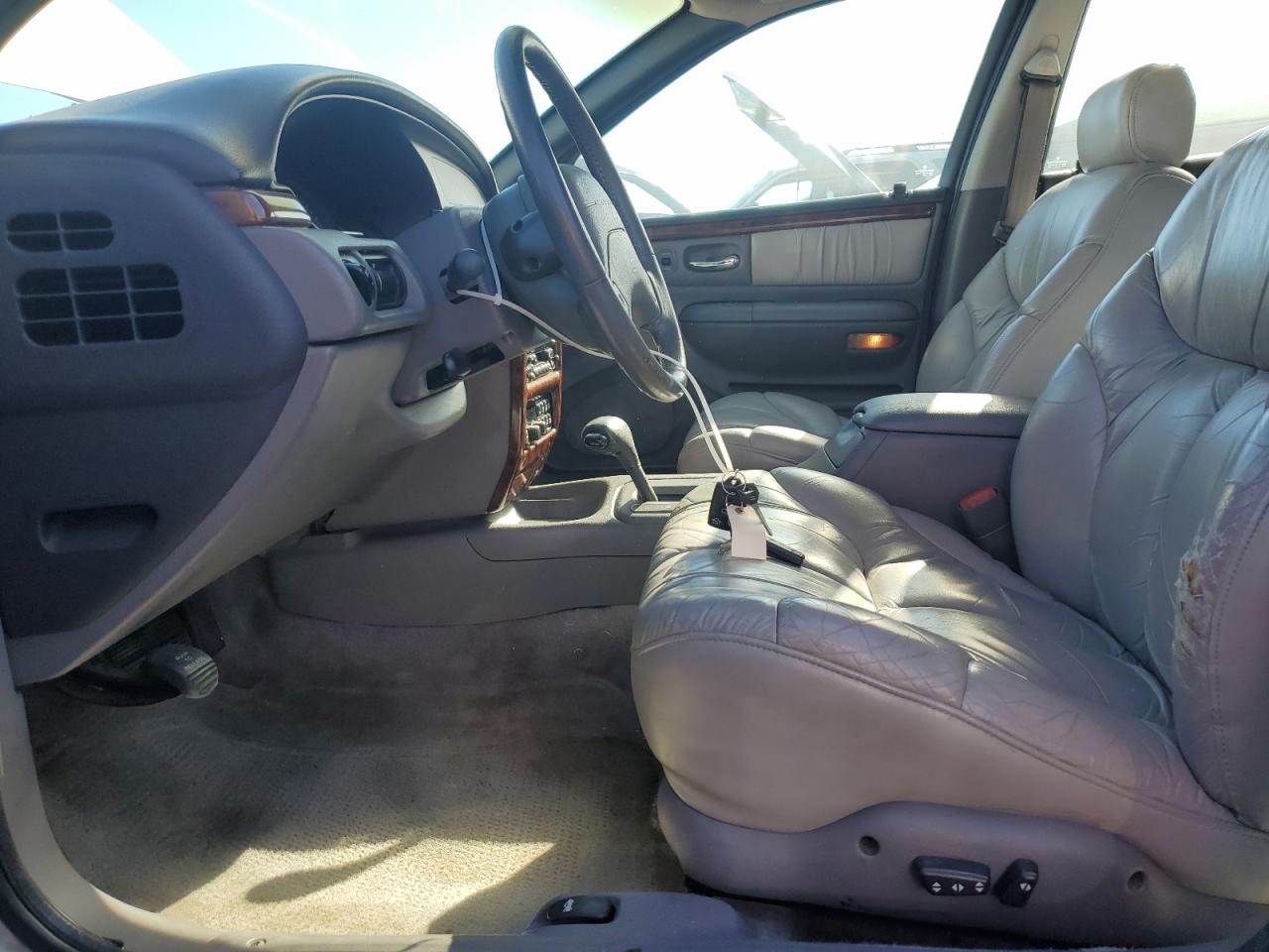 1994 Chrysler LHS VIN 2C3ED56F9RH225470 Copart auction photo, minor dent/scratches damage thumbnail 7