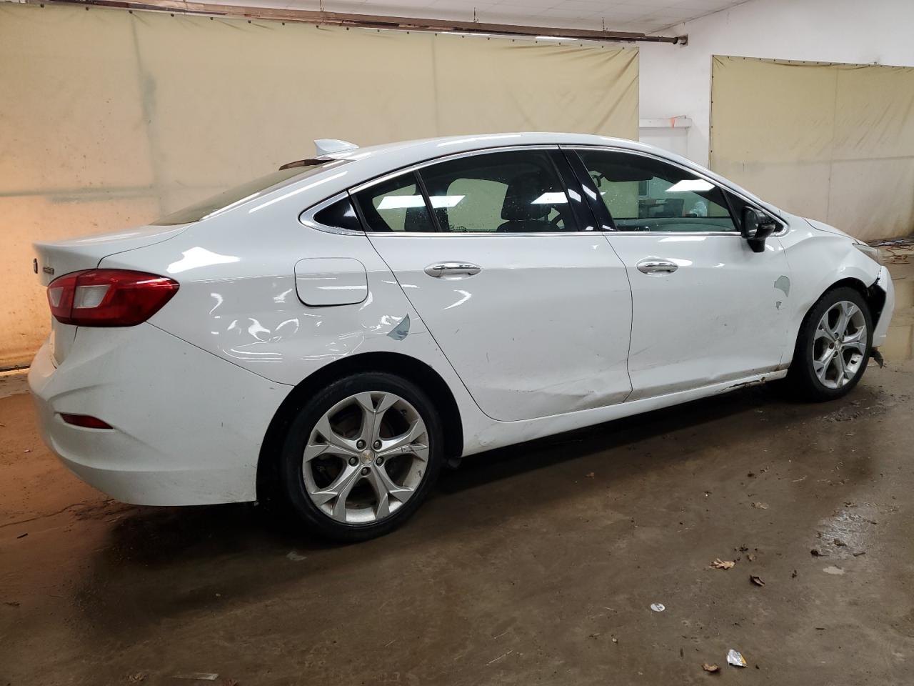 2017 Chevrolet Cruze VIN 1G1BF5SM1H7248080 Copart auction photo, front end / side damage thumbnail 3