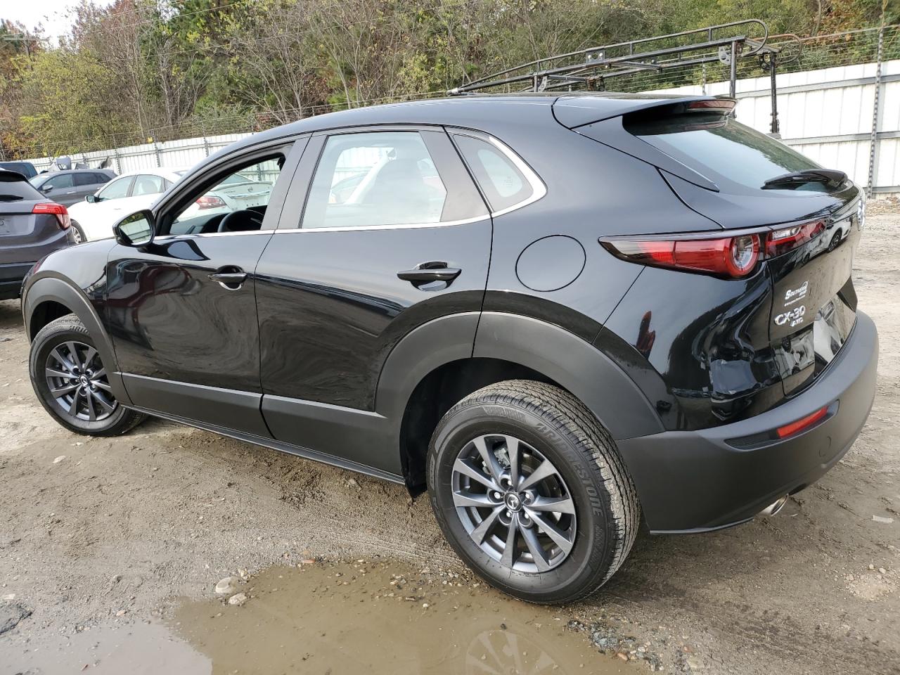 2024 Mazda CX-30 VIN 3MVDMBAM5RM644329 Copart auction photo, rollover / minor dent/scratches damage thumbnail 2