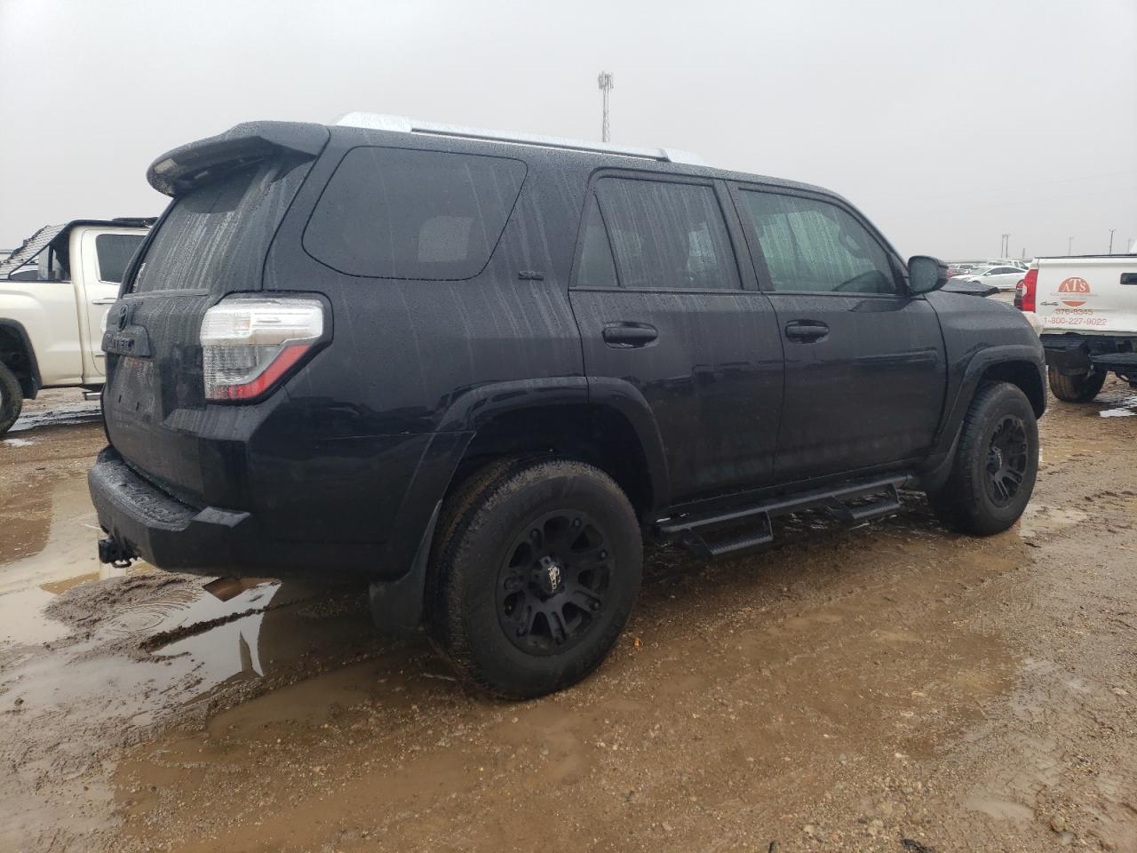 2018 Toyota 4Runner VIN JTEBU5JR0J5606566 Copart auction photo, front end / mechanical damage thumbnail 3