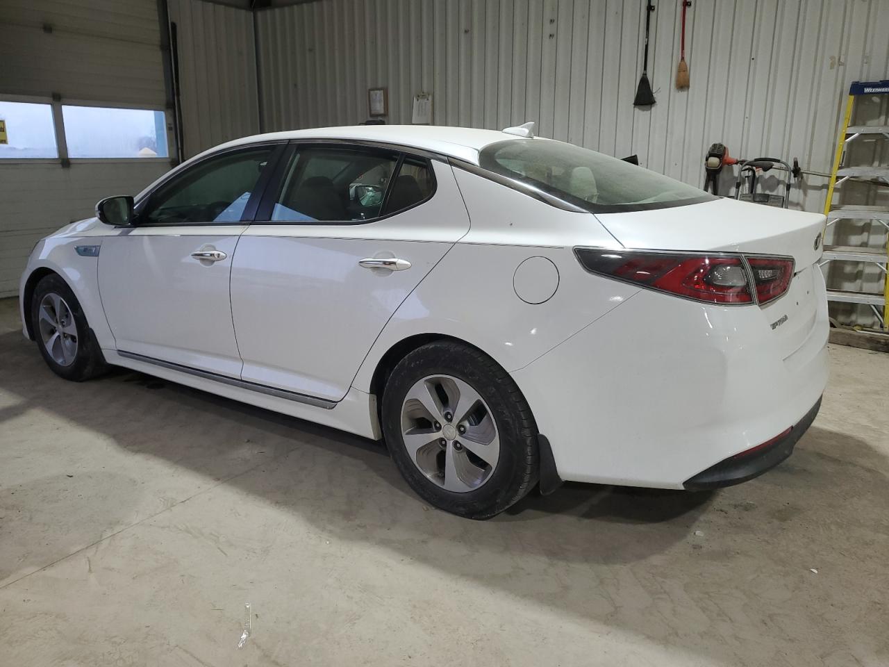 2016 KIA Optima VIN KNAGM4AD0G5092927 Copart auction photo, front end damage thumbnail 2