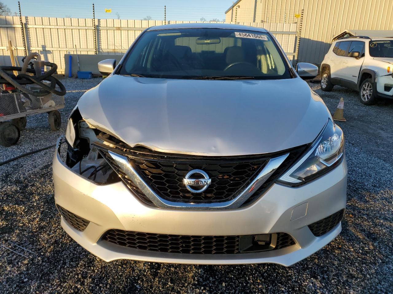 2019 Nissan Sentra VIN 3N1AB7AP7KY339174 Copart auction photo, front end damage thumbnail 5