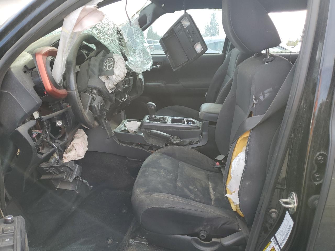 2017 Toyota Tacoma VIN 3TMBZ5DNXHM008410 Copart auction photo, front end / all over damage thumbnail 7