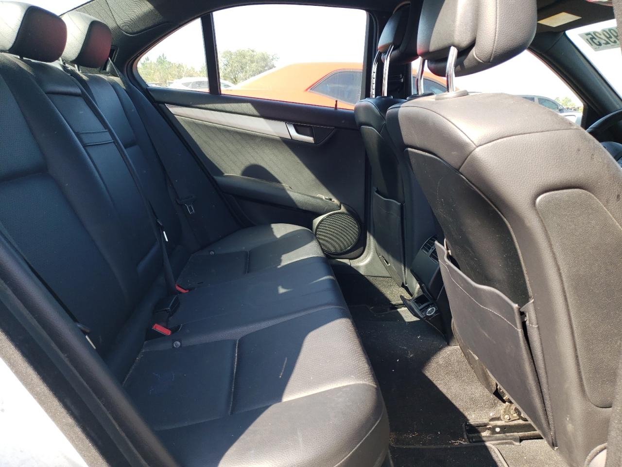 2014 Mercedes-Benz C-klasse VIN WDDGF8AB8ER324480 Copart auction photo, front end / side damage thumbnail 10