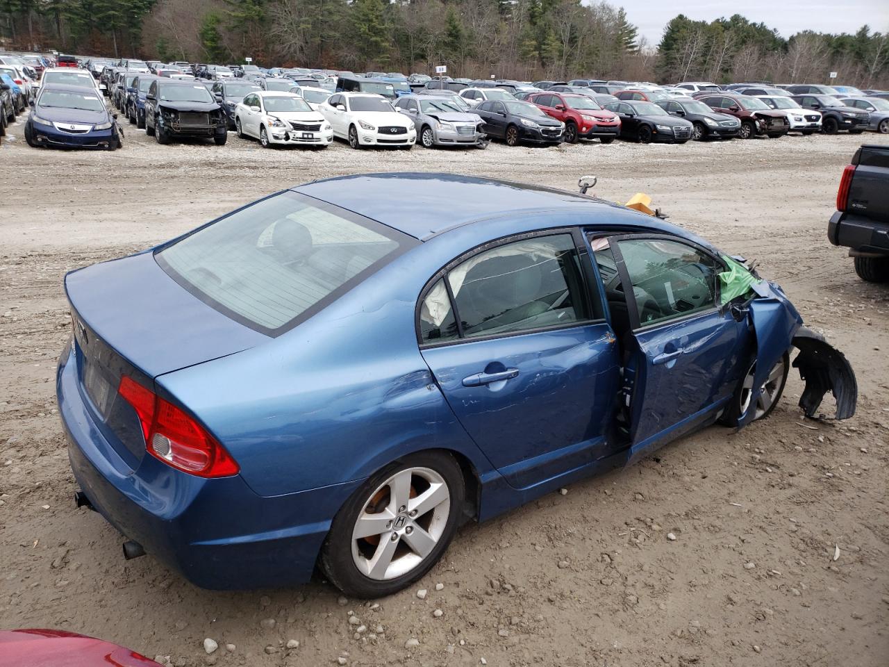 2008 Honda Civic VIN 1HGFA16808L085685 Copart auction photo, all over damage thumbnail 3