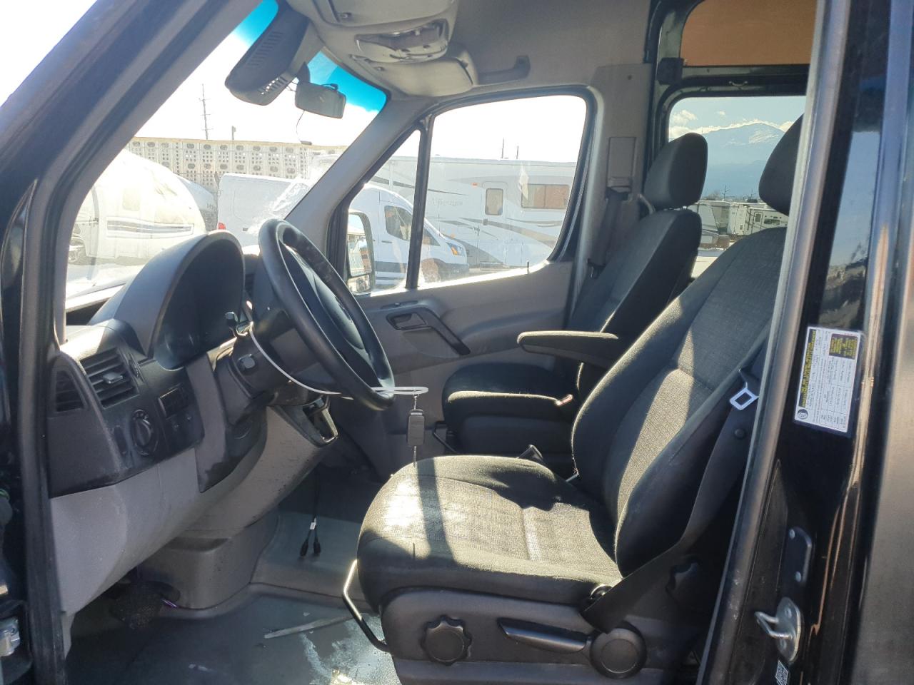 2015 Mercedes-Benz Sprinter VIN WDZPE8CC9FP167994 Copart auction photo, minor dent/scratches damage thumbnail 7