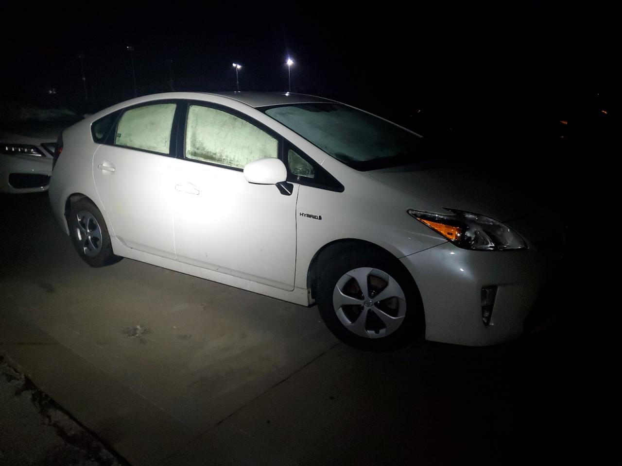 2015 Toyota Prius VIN JTDKN3DU1F1921865 Copart auction photo, water/flood damage thumbnail 4