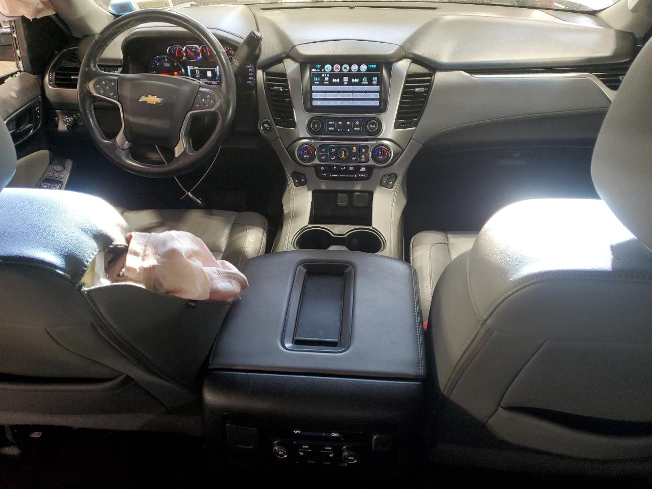 2020 Chevrolet Suburban VIN 1GNSKHKC1LR211787 Copart auction photo, side damage thumbnail 8