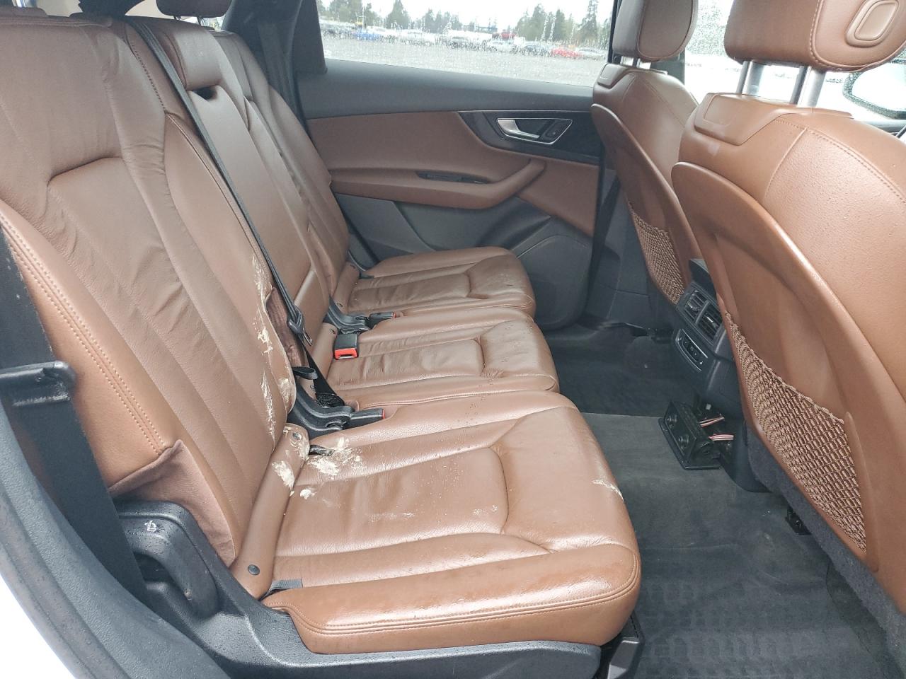 2017 Audi Q7 VIN WA1LAAF7XHD021814 Copart auction photo, front end damage thumbnail 11