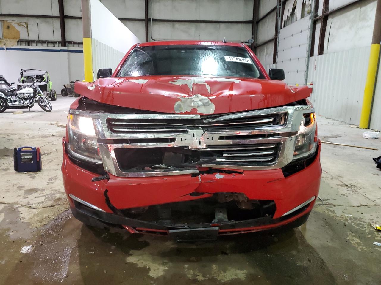 2015 Chevrolet Tahoe VIN 1GNSKBKCXFR270256 Copart auction photo, front end / rear end damage thumbnail 5