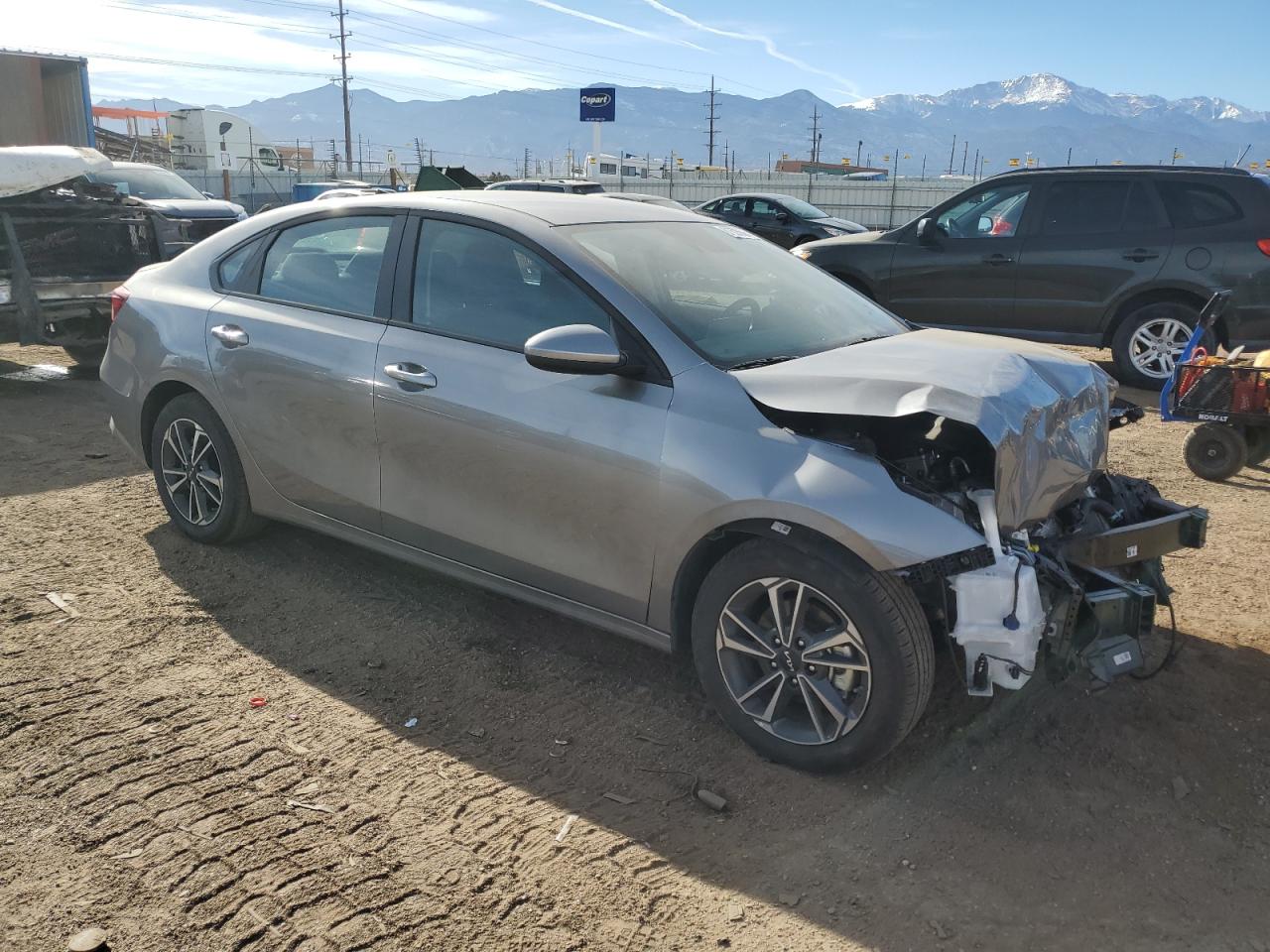 2024 KIA Forte VIN 3KPF24AD8RE802359 Copart auction photo, front end damage thumbnail 4