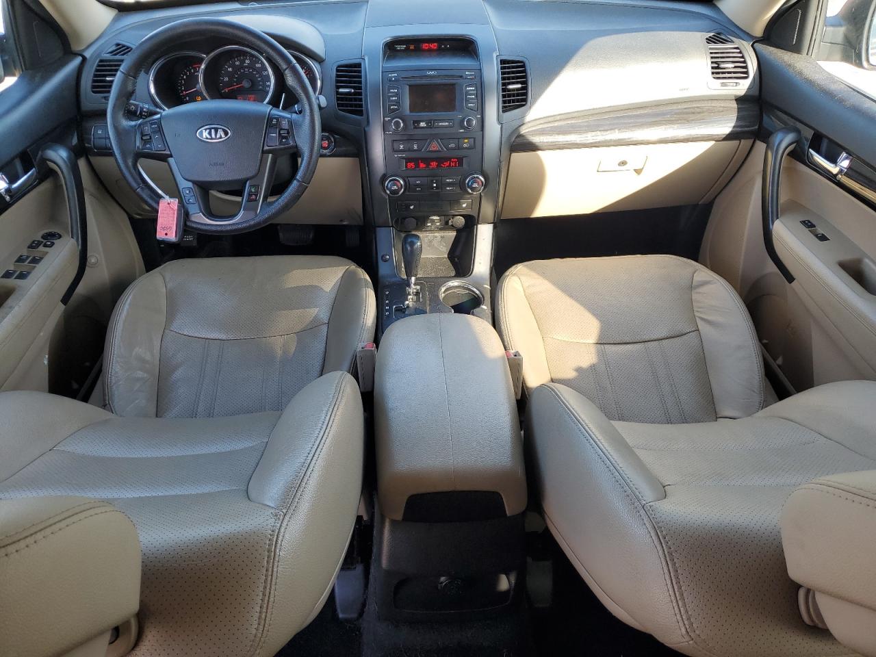 2013 KIA Sorento VIN 5XYKU3A62DG323726 Copart auction photo, rear end / side damage thumbnail 8