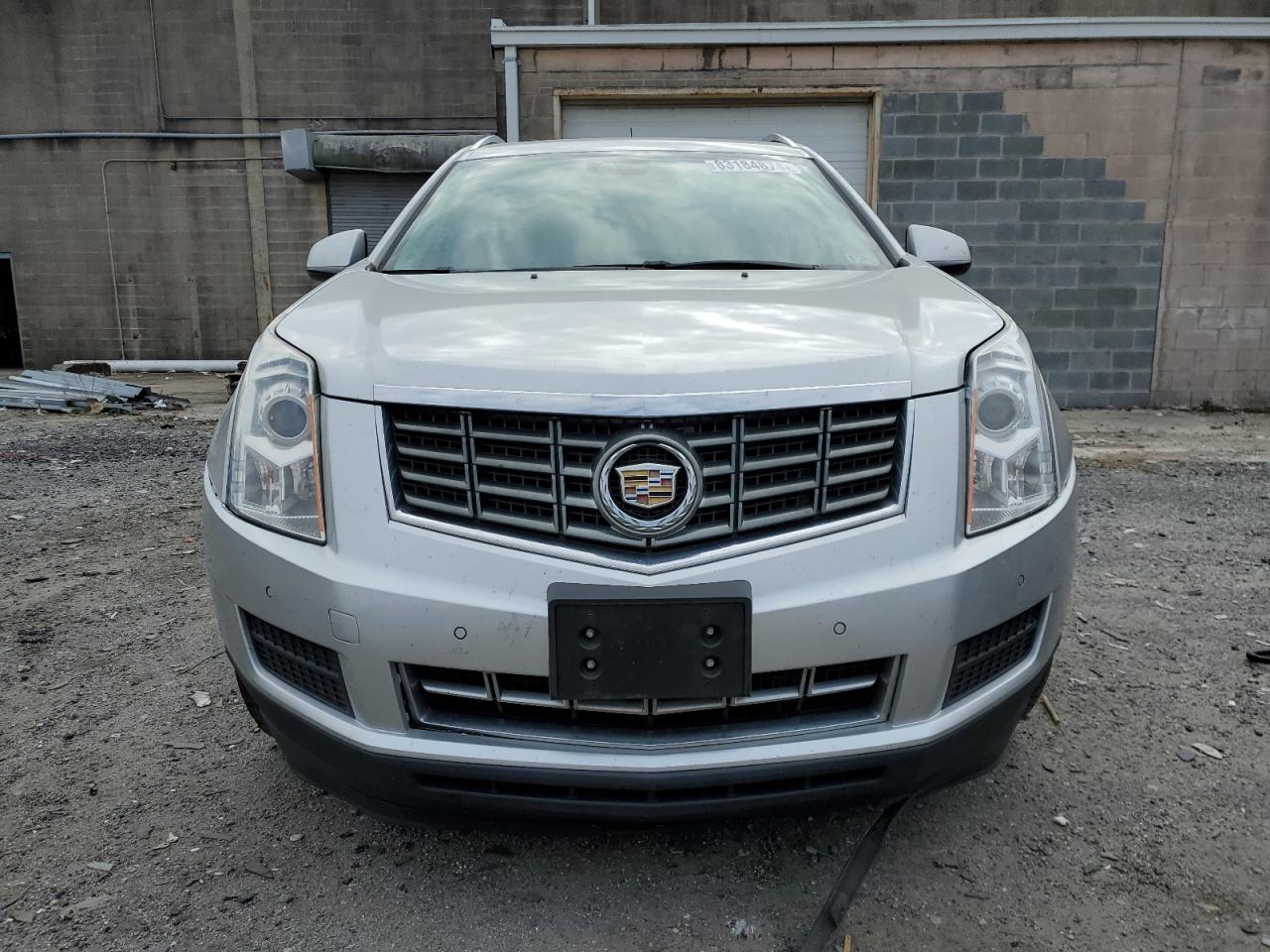 2013 Cadillac SRX VIN 3GYFNCE32DS640042 Copart auction photo, rear end / minor dent/scratches damage thumbnail 5