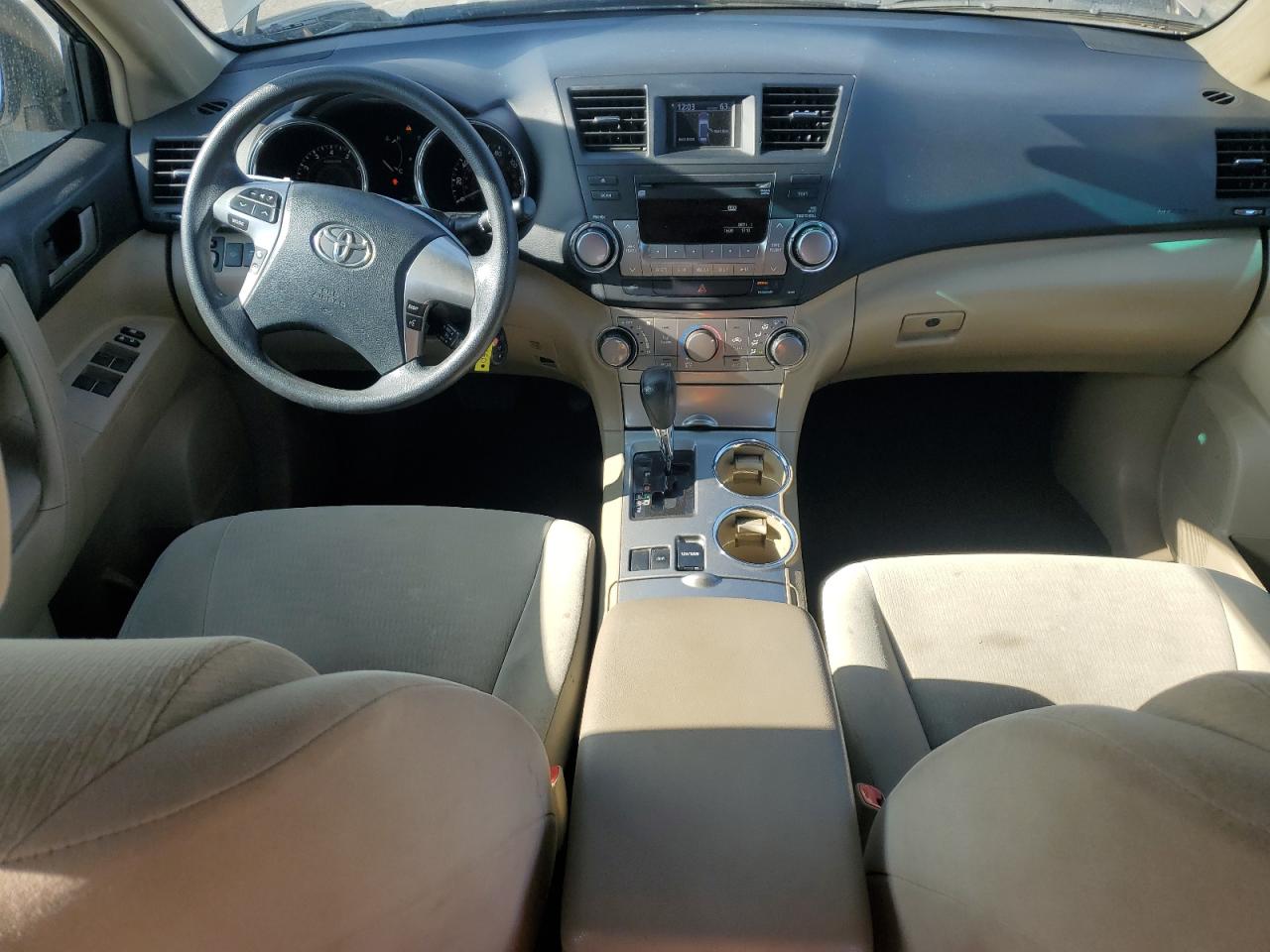2011 Toyota Highlander VIN 5TDZK3EH4BS034251 Copart auction photo, front end / side damage thumbnail 7