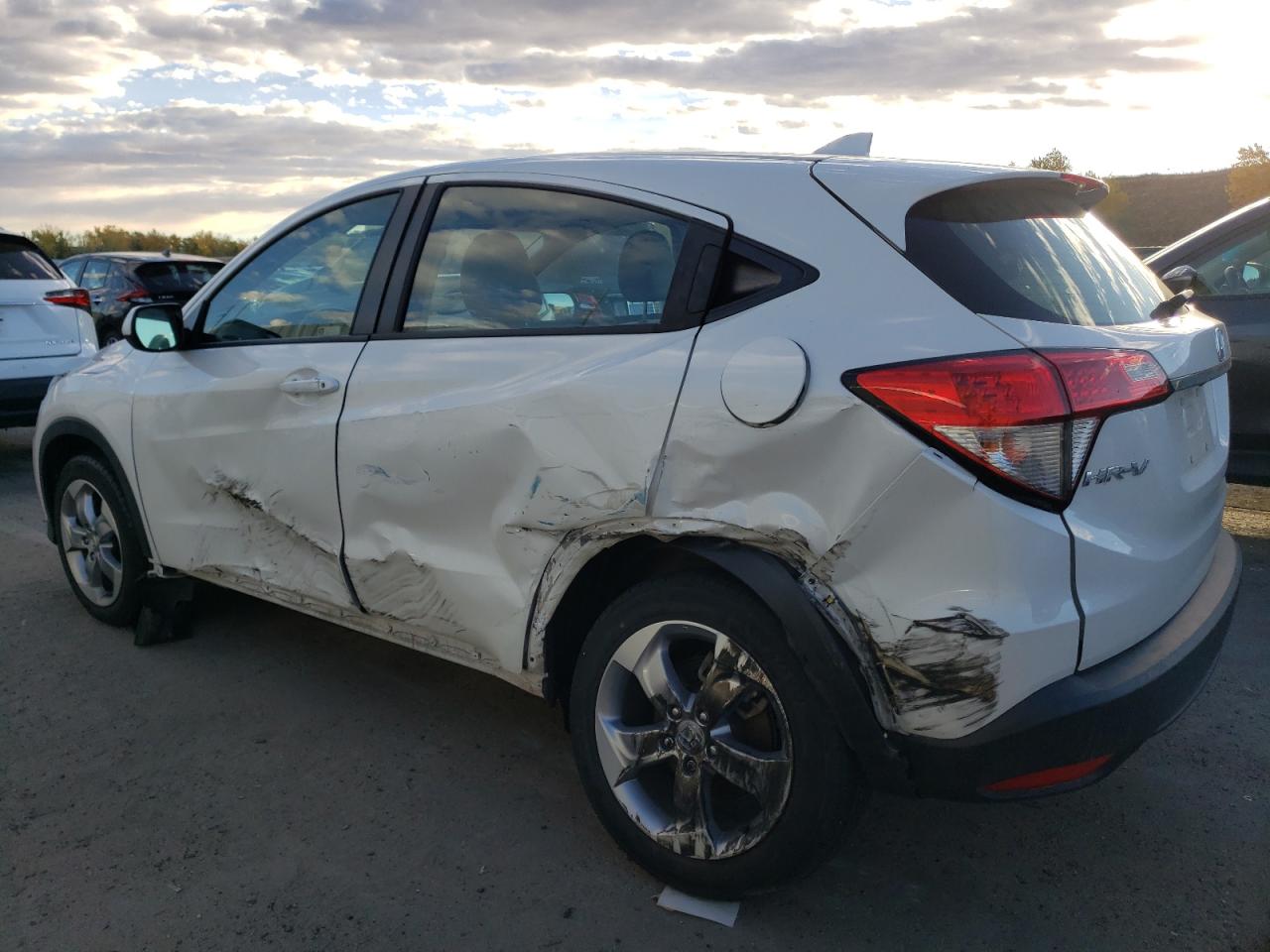 2021 Honda HR-V VIN 3CZRU6H35MM720923 Copart auction photo, side / rear end damage thumbnail 2
