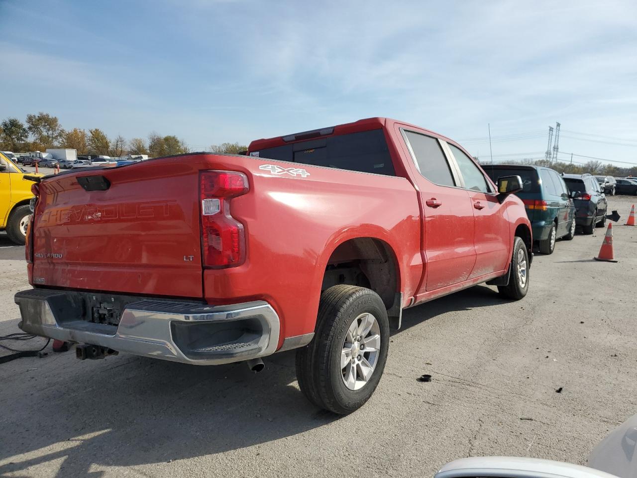 2019 Chevrolet Silverado VIN 3GCUYDED3KG141365 Copart auction photo, side damage thumbnail 3