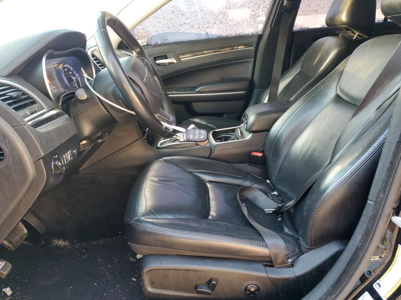 2016 Chrysler 300 VIN 2C3CCAAG9GH141231 Copart auction photo, rear end damage thumbnail 7