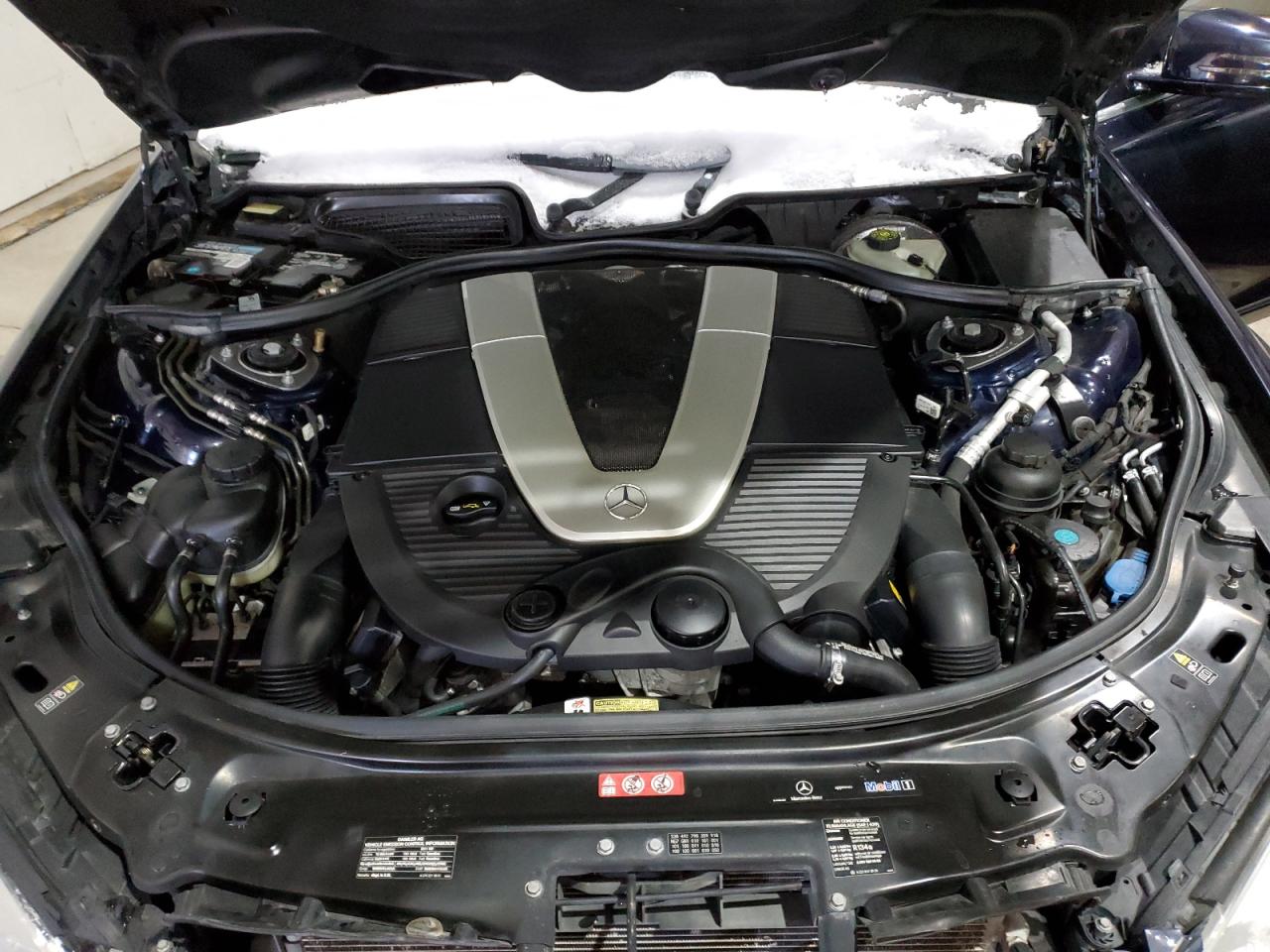 2011 Mercedes-Benz S-klasse VIN WDDNG7GB8BA385747 Copart auction photo, normal wear damage thumbnail 11