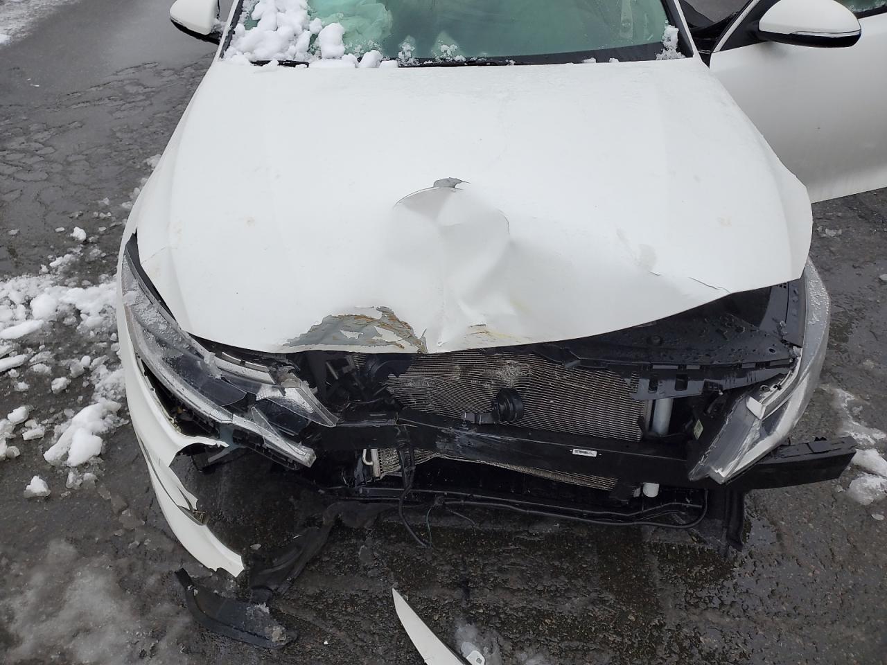 2018 KIA Optima VIN KNAGT4L33J5235805 Copart auction photo, front end / minor dent/scratches damage thumbnail 13